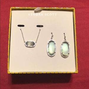 Kendra Scott Dani and Elisa Gift Set